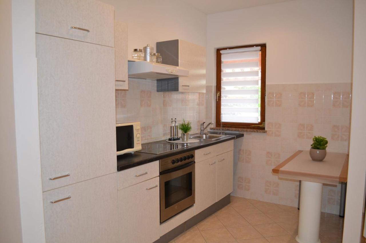 Apartman Doli Nedescina Екстер'єр фото