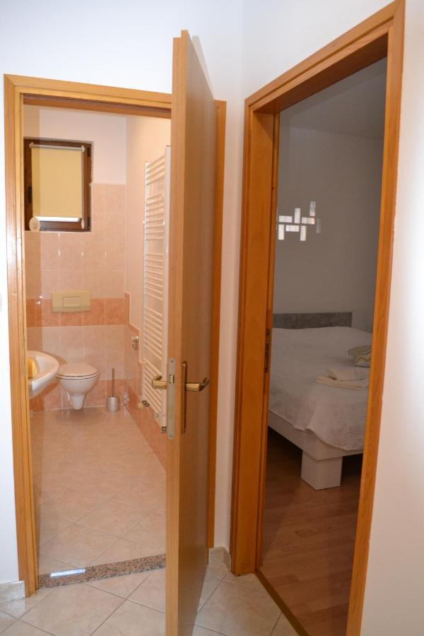 Apartman Doli Nedescina Екстер'єр фото