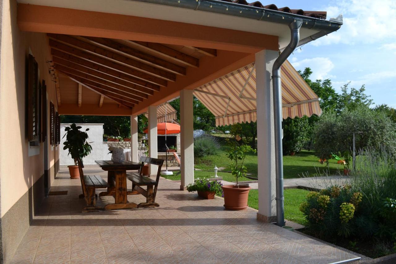 Apartman Doli Nedescina Екстер'єр фото